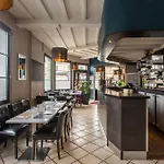 L'abbatiale Hotel 2*