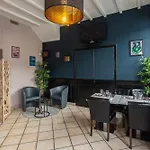 L'abbatiale Hotel 2*