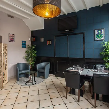 L'abbatiale 酒店 2*